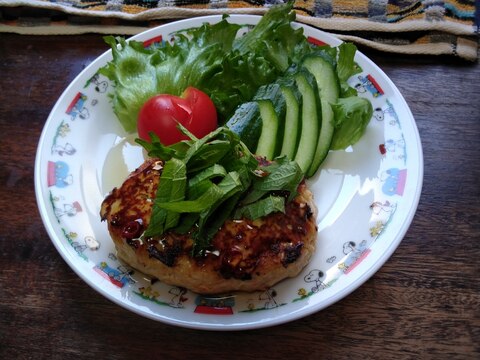 高野豆腐入り豚ひき肉のハンバーグ